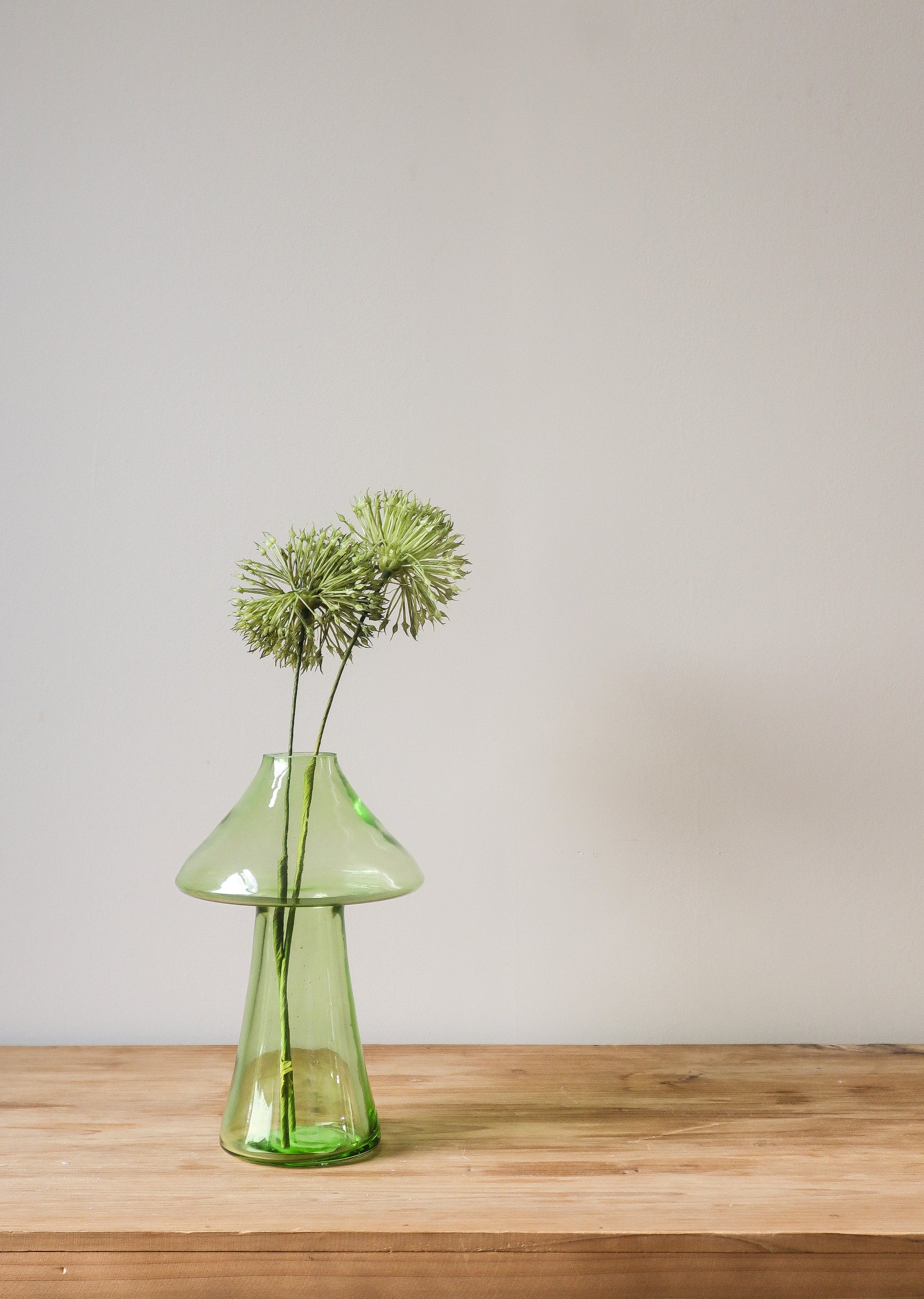 Ester Vase Green