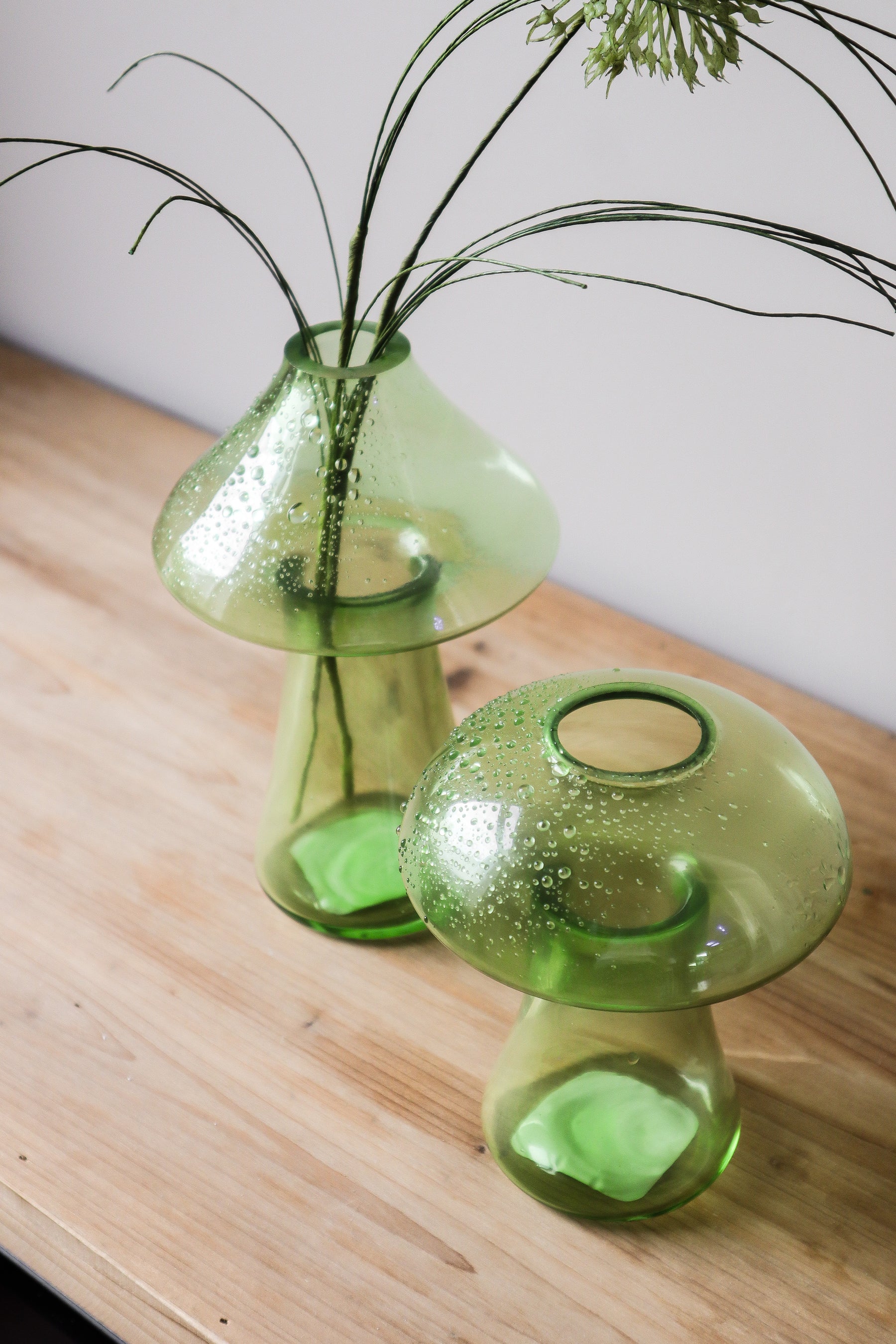 Ester Vase Green