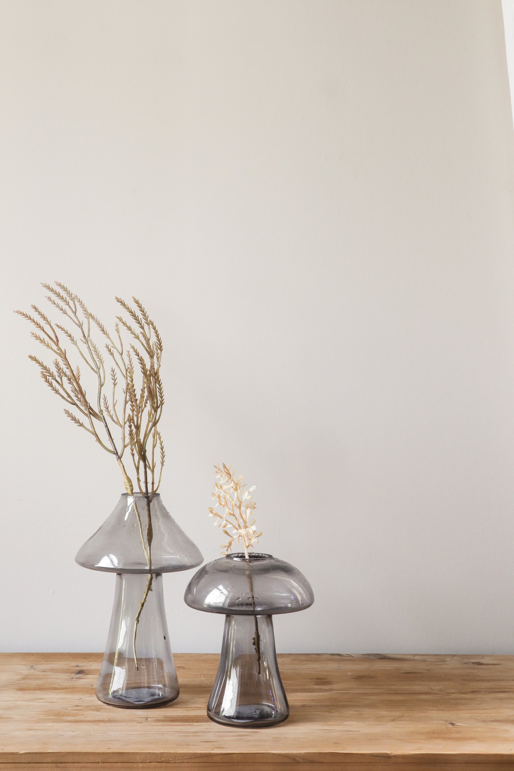 Ester Vase Grey