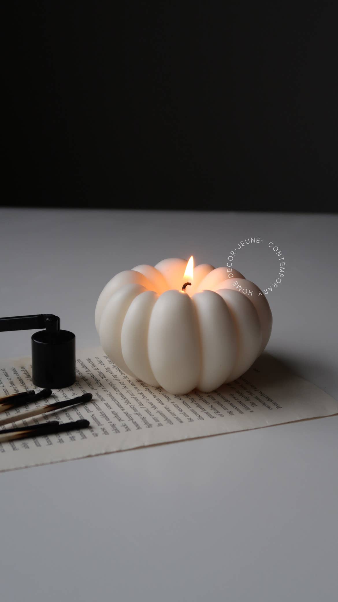 Autumn Spice Small Pumpkin Candle - Off White