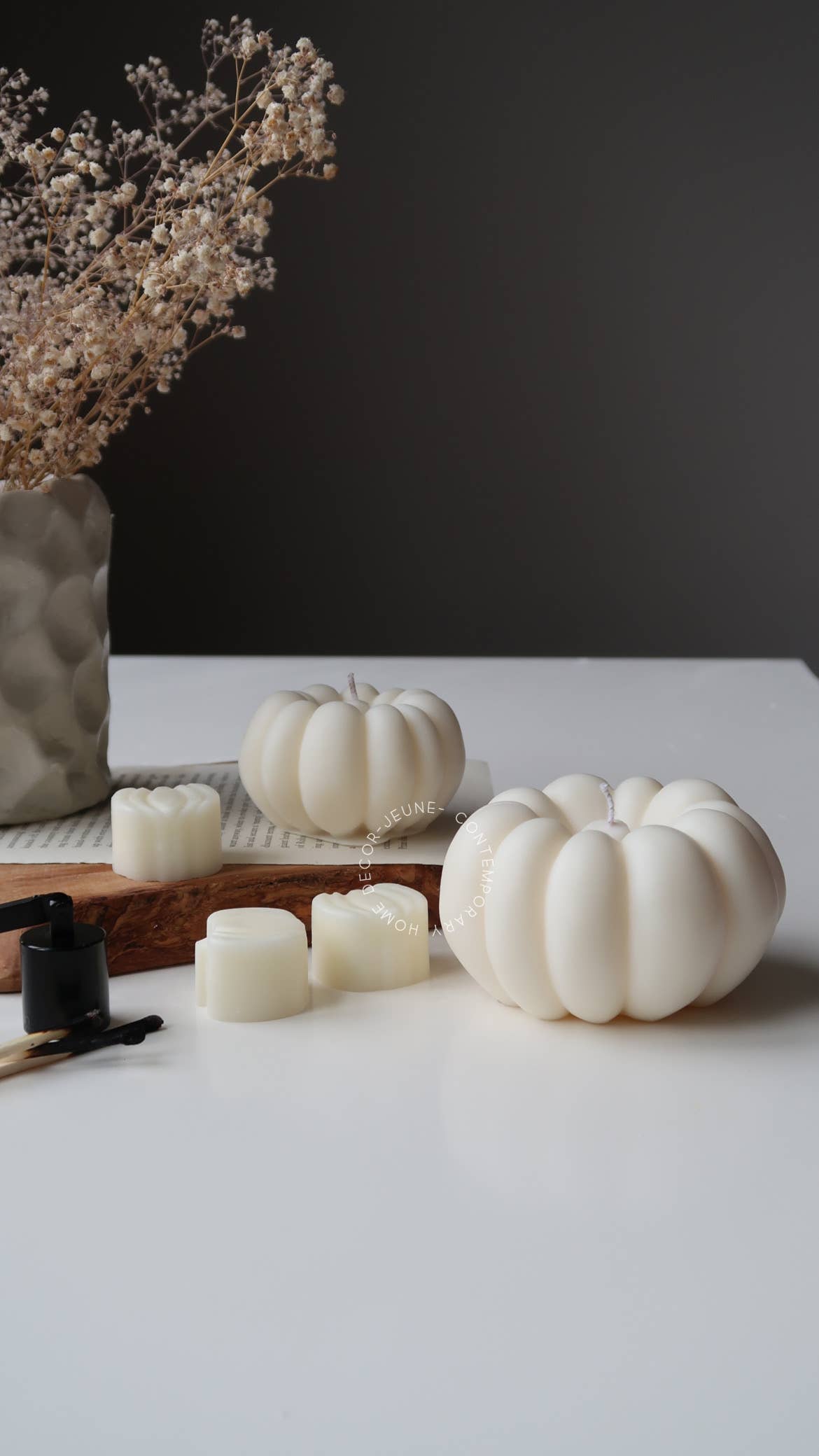 Autumn Spice Small Pumpkin Candle - Off White