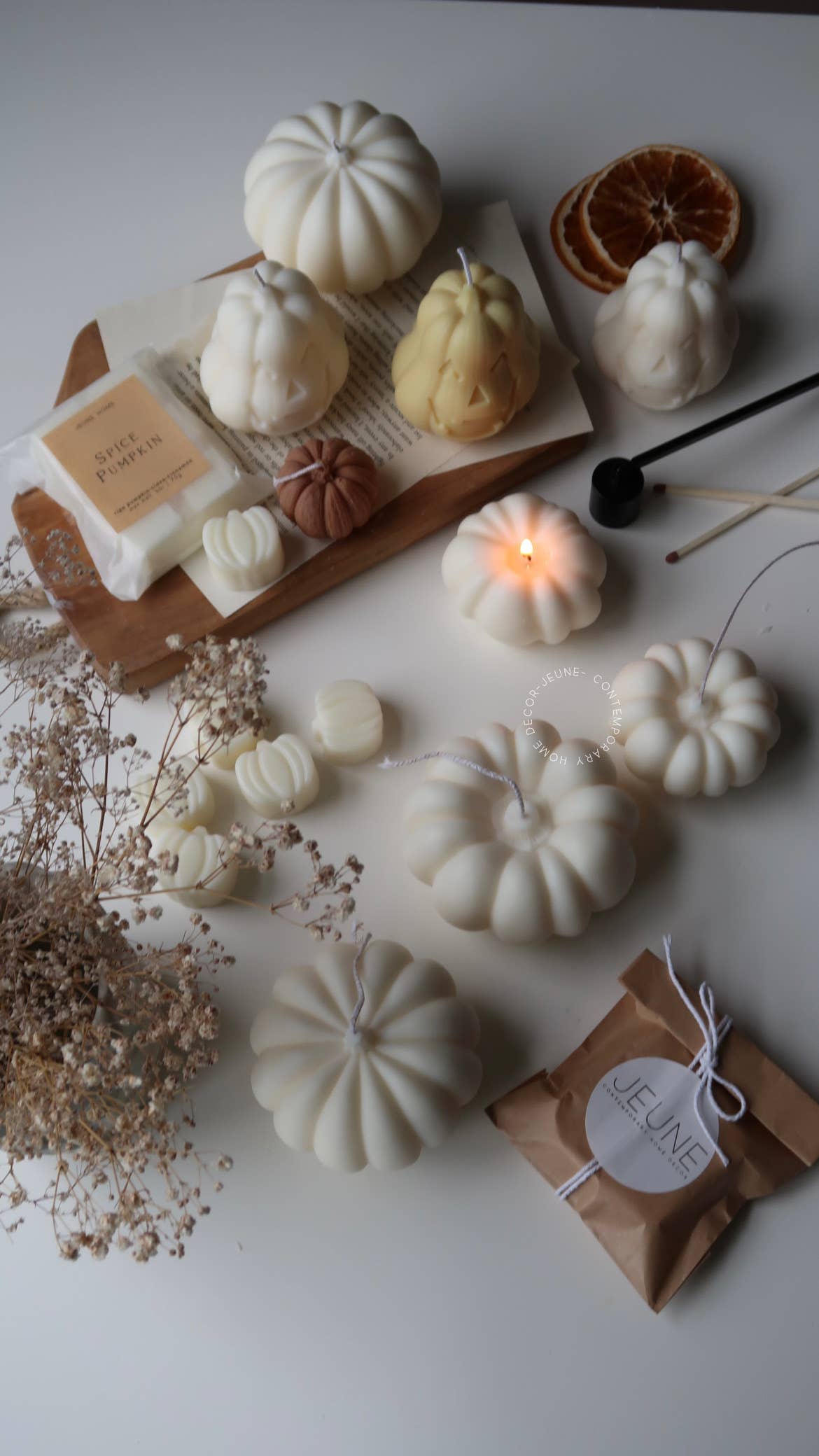 Autumn Spice Small Pumpkin Candle - Off White