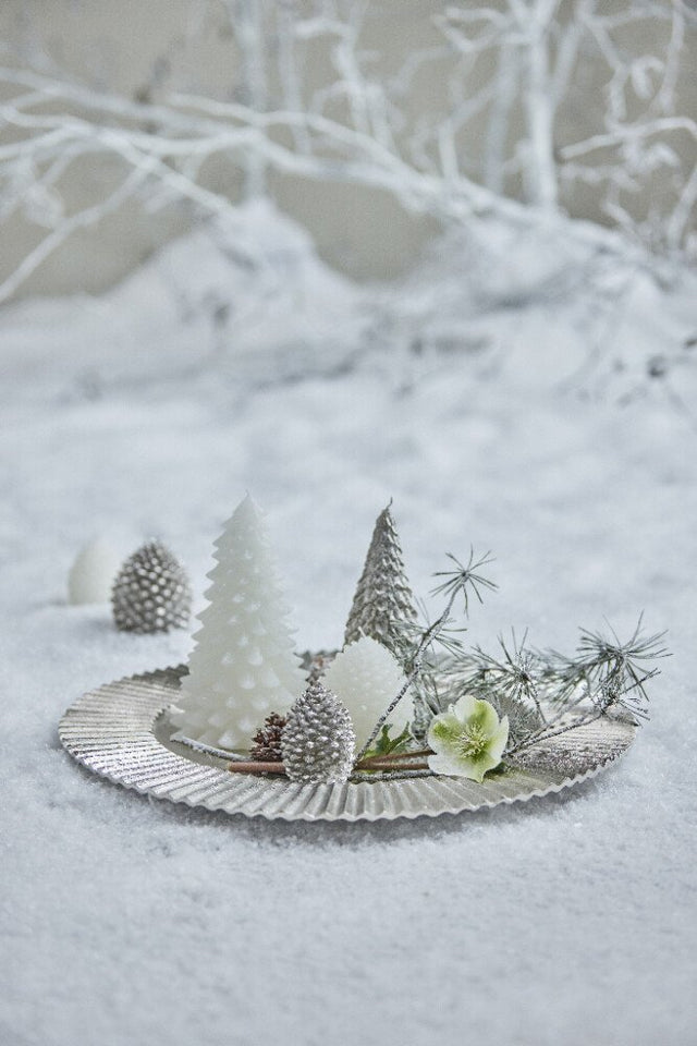 Trelia Pine Cone Candle Silver Small