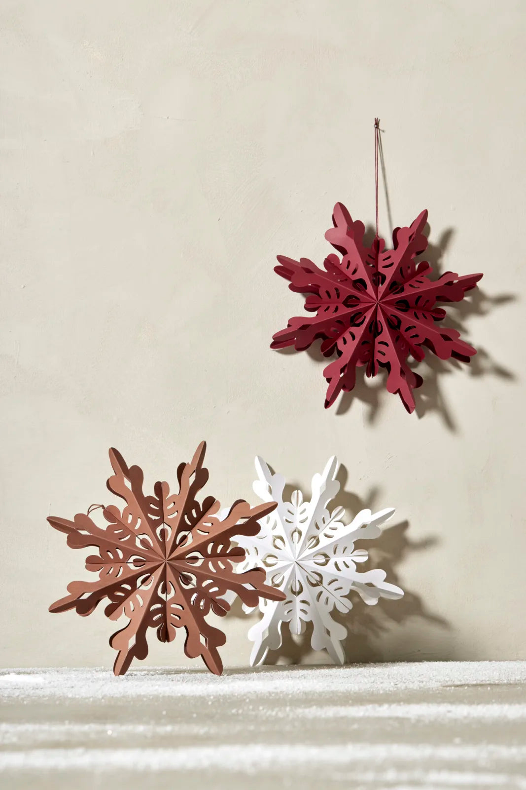 Paselle II Snowflake Paper Decoration Meerkat