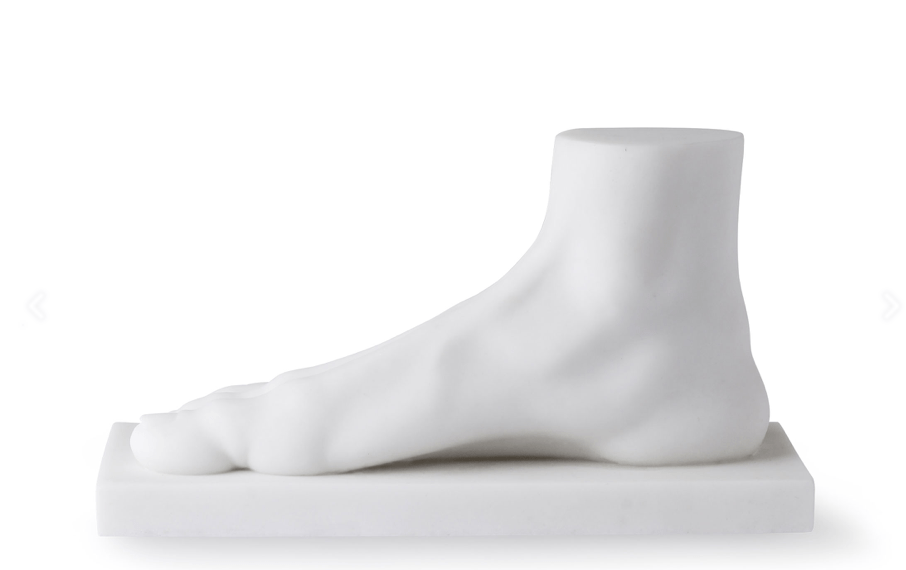 HK Living Paster Foot Statue -A0A9990