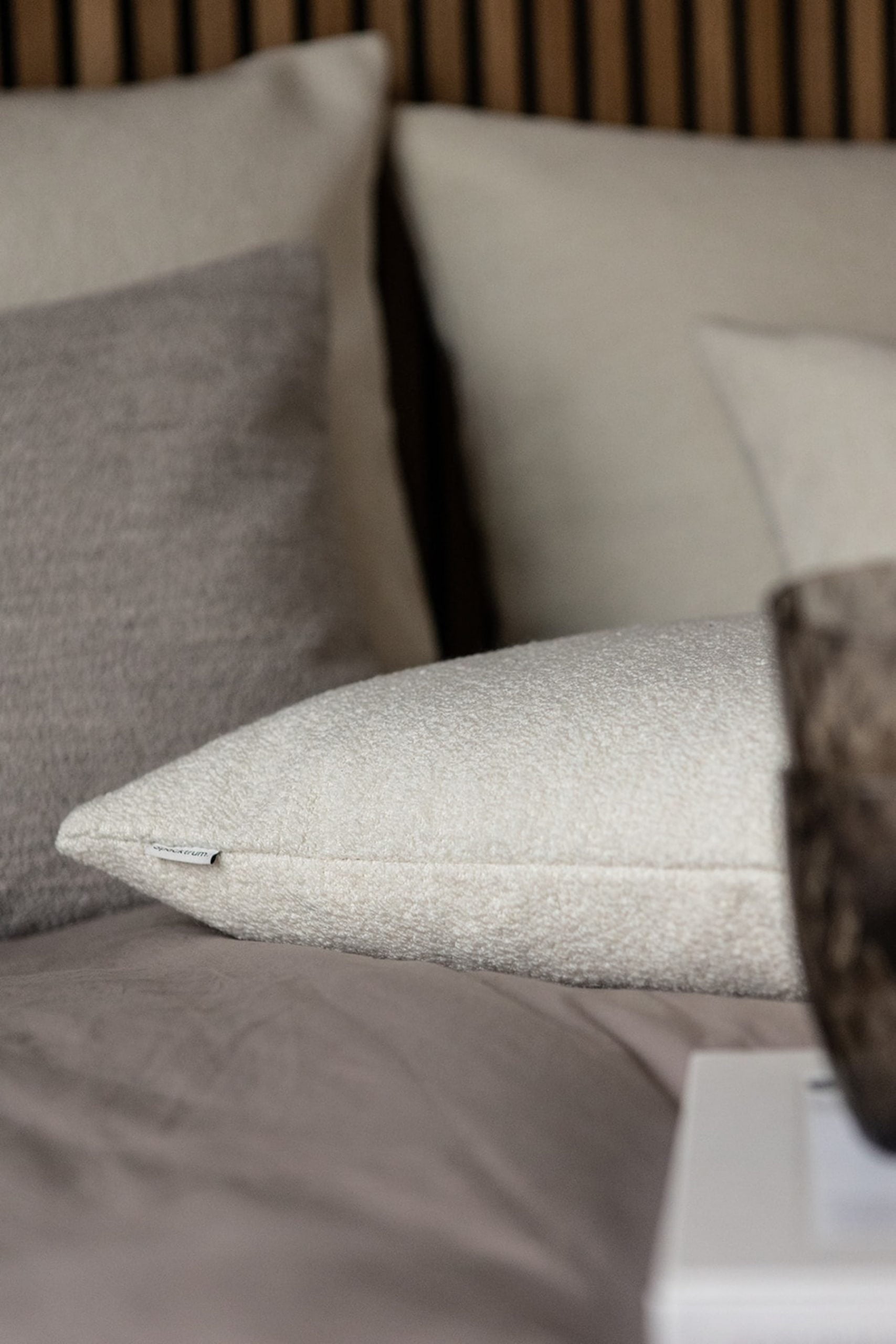 Specktrum_WilmaPillowGroup_030820223