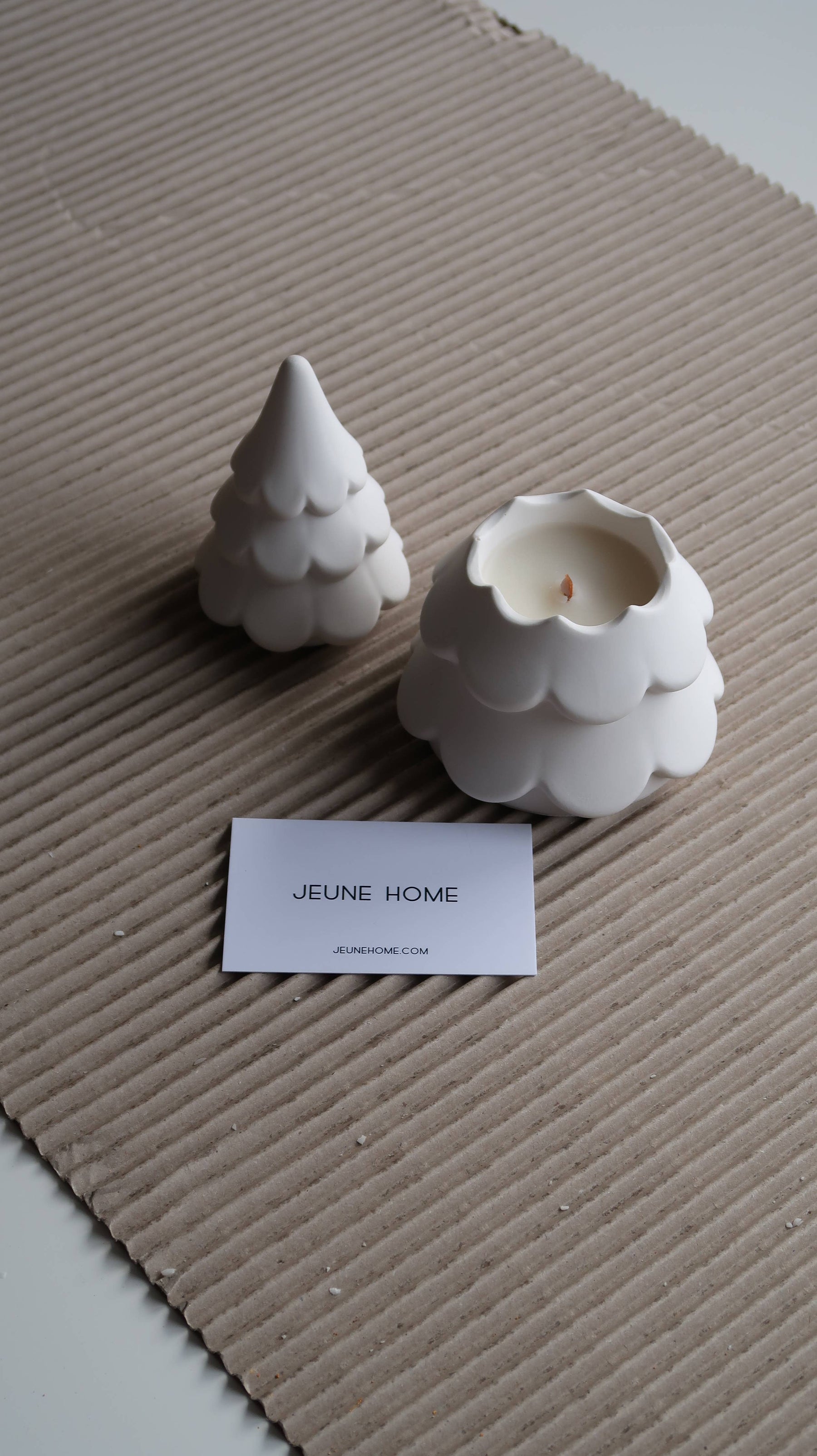 Christmas Tree Shaped Candle with Lid - Christmas Tree