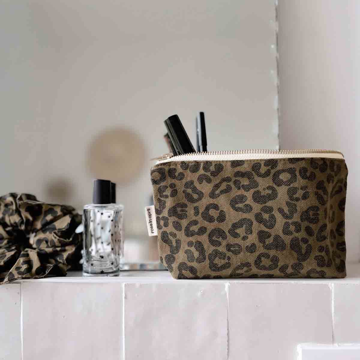 POUCH SOFIA GRAOU OLIVE: OLIVE / GRAOU