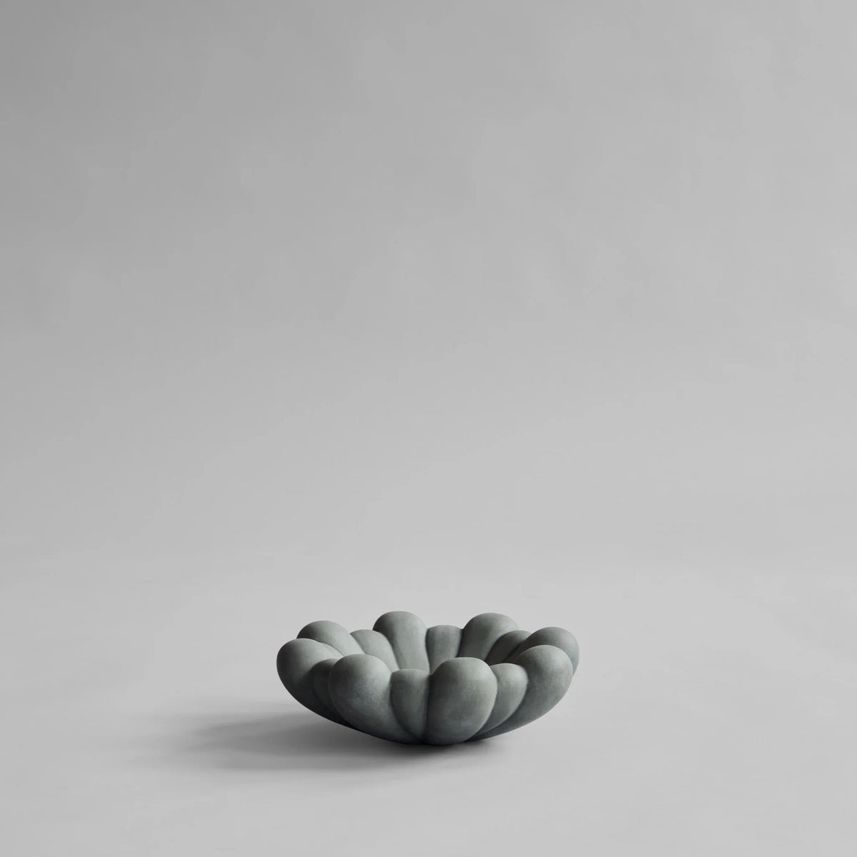 Bloom Tray Medio Dark Grey