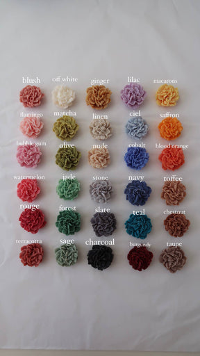 Gold Leaf Bauble Soy Candle - Burgundy (Large)