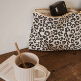 LILI FLAT POUCH GRAOU GREIGE