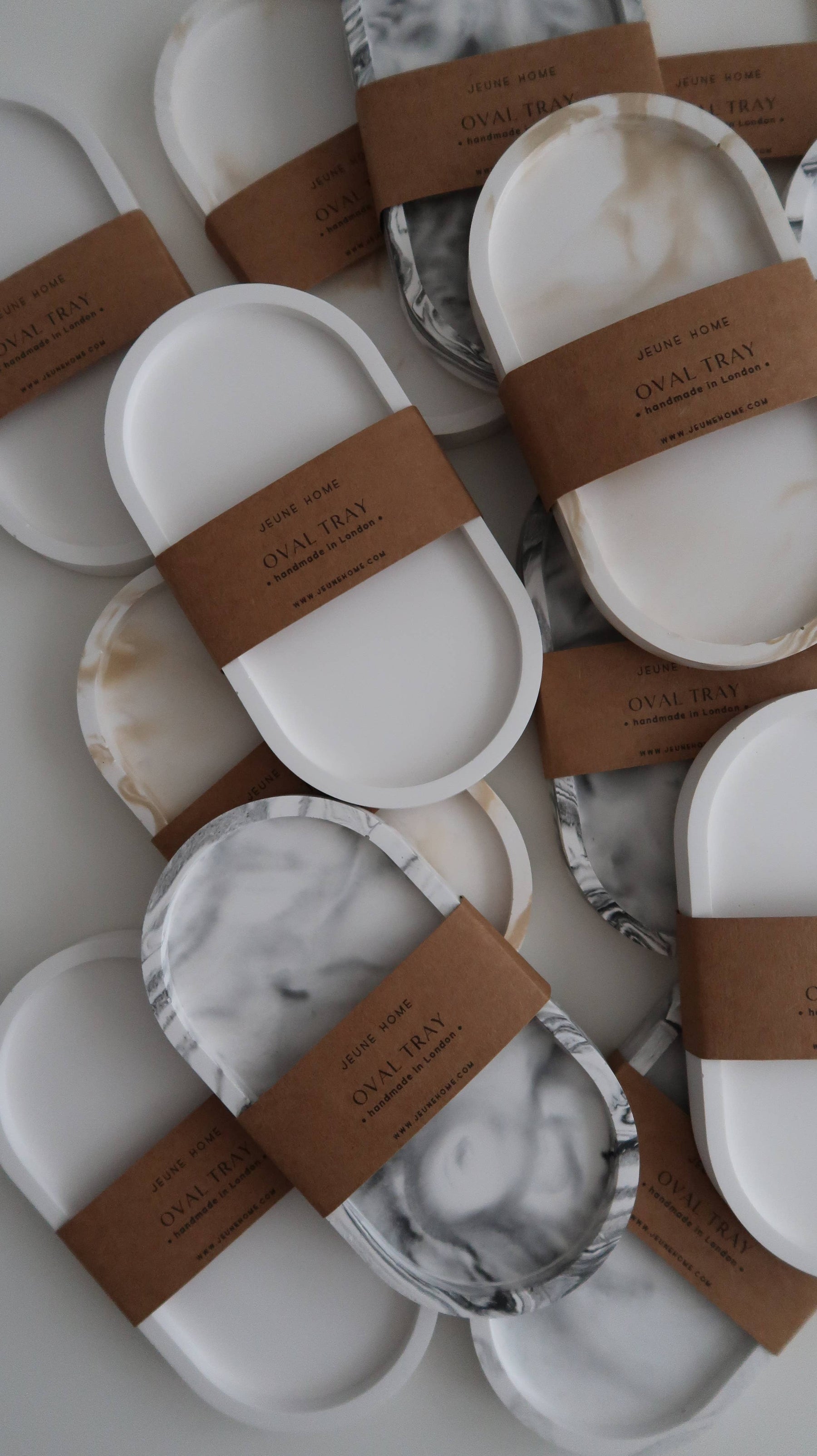 Oval Concrete Tray White