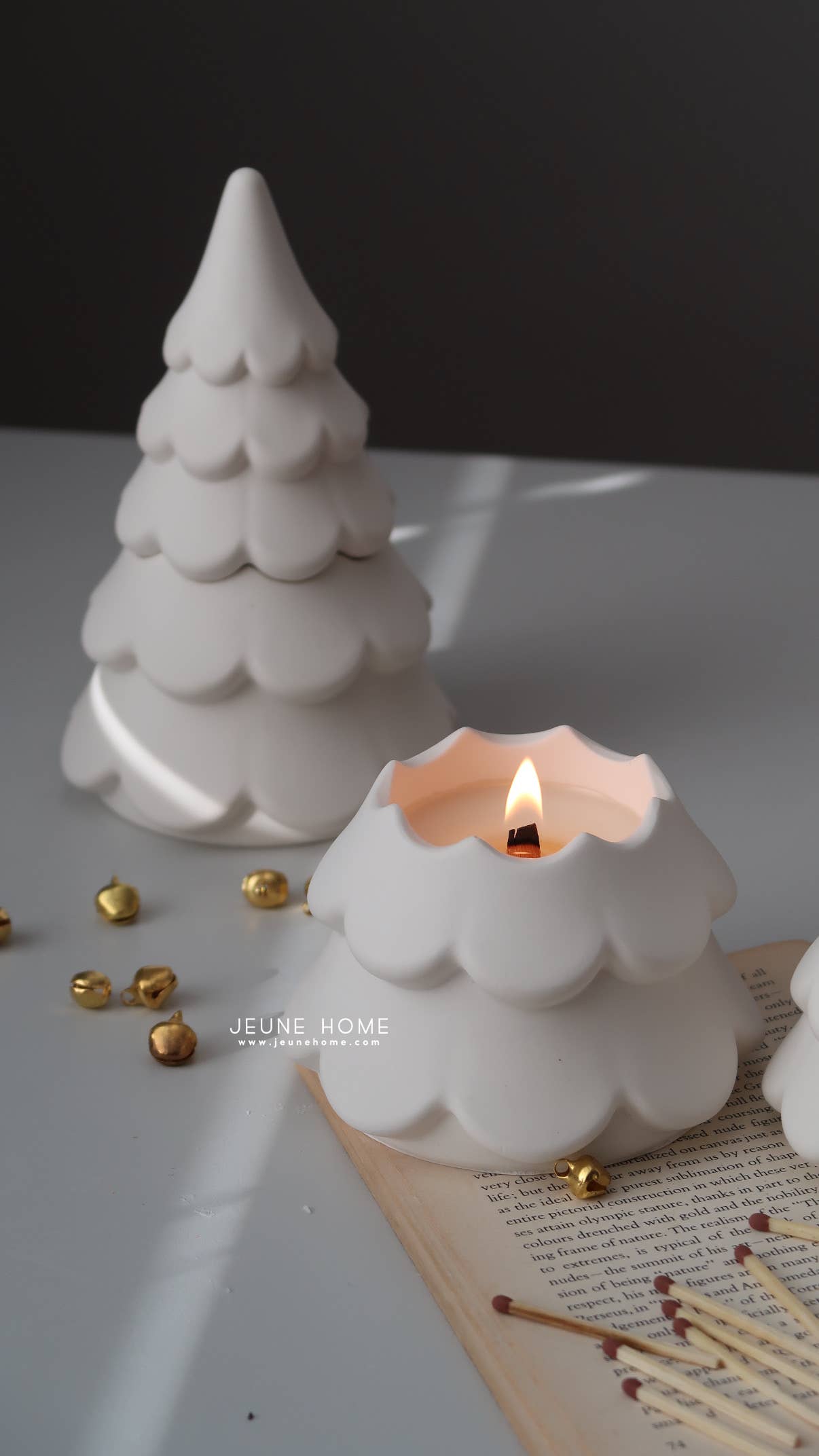 Christmas Tree Shaped Candle with Lid - Christmas Tree