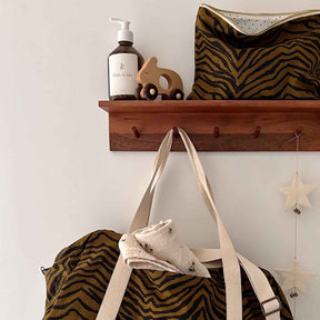 LILI FLAT POUCH ZEBROU TAPENADE