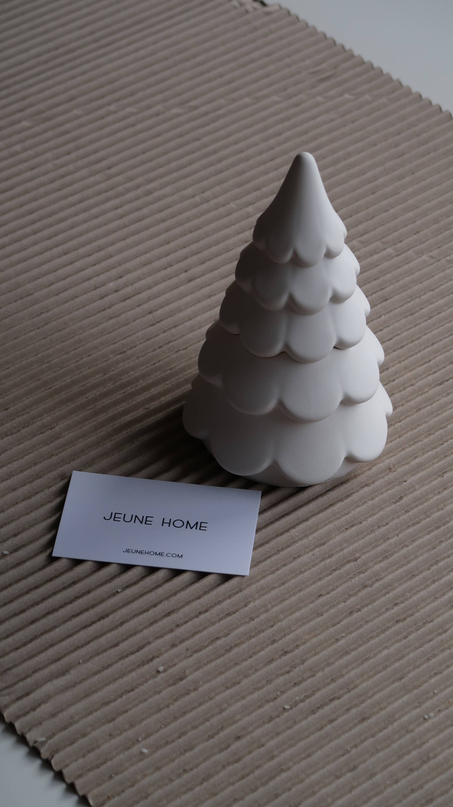 Christmas Tree Shaped Candle with Lid - Christmas Tree