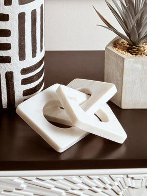 Nason White Marble Three Link Chain