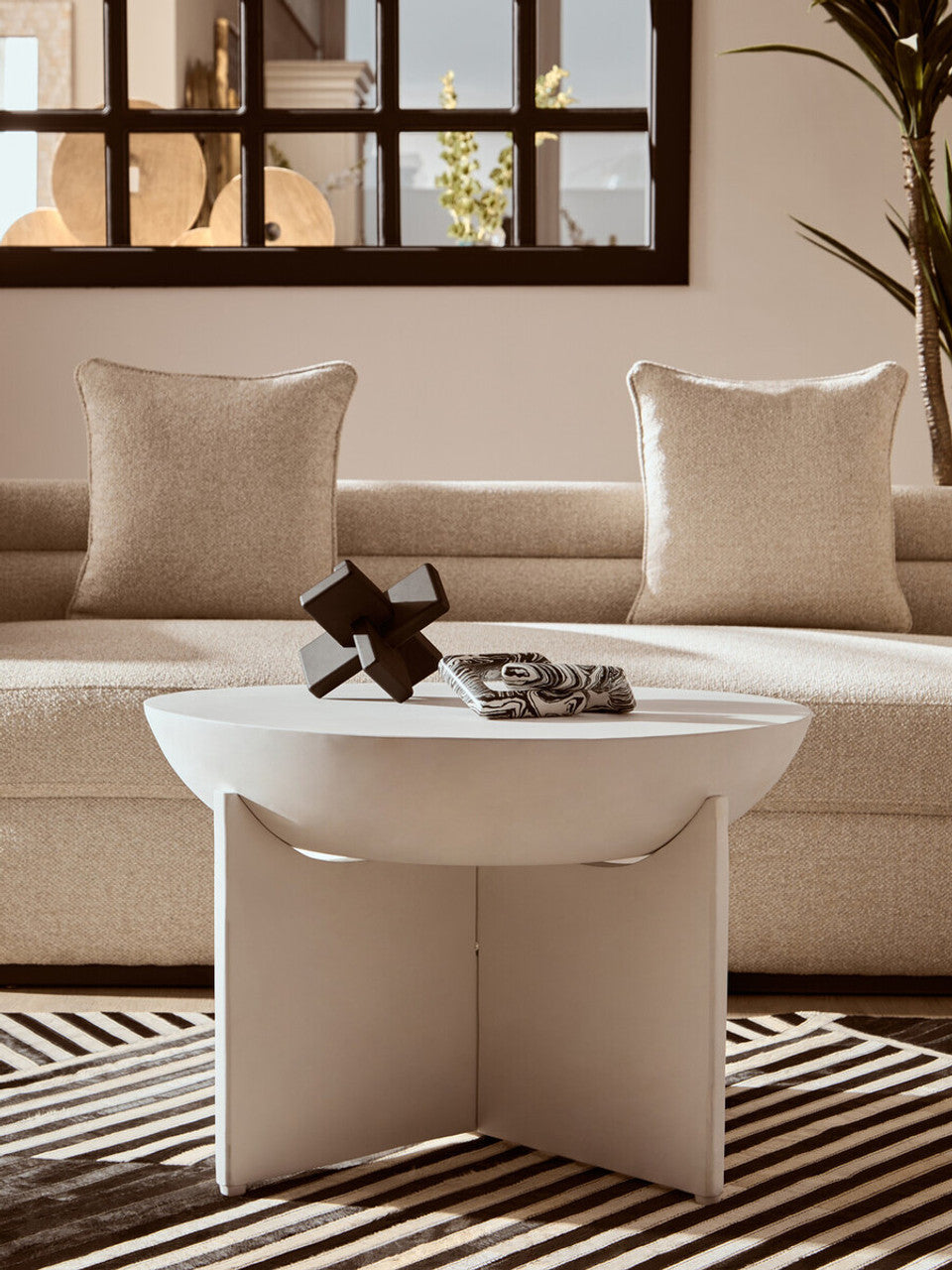 Helsa Black And White Marble Two Link Chain