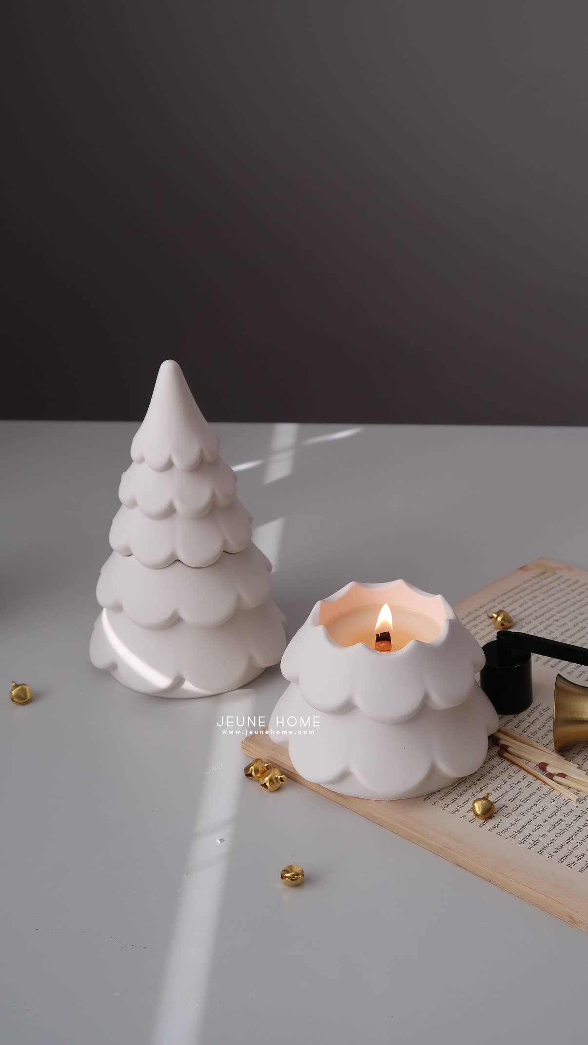 Christmas Tree Shaped Candle with Lid - Christmas Tree
