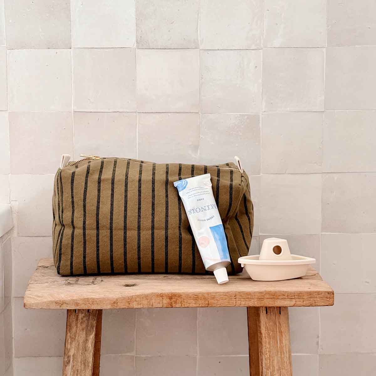 VIC TOILETRY BAG TENNIS OLIVE