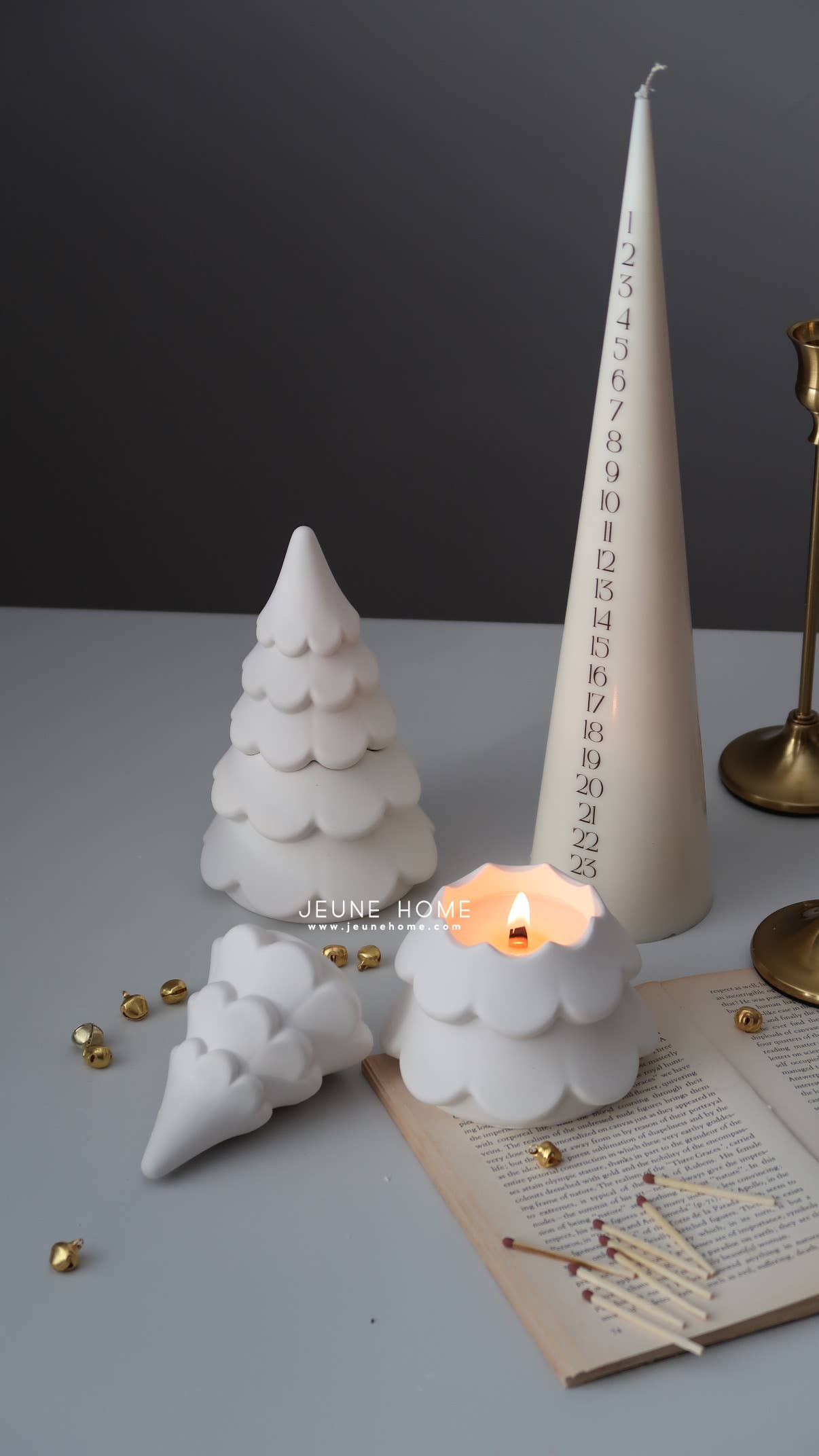 Christmas Tree Shaped Candle with Lid - Christmas Tree