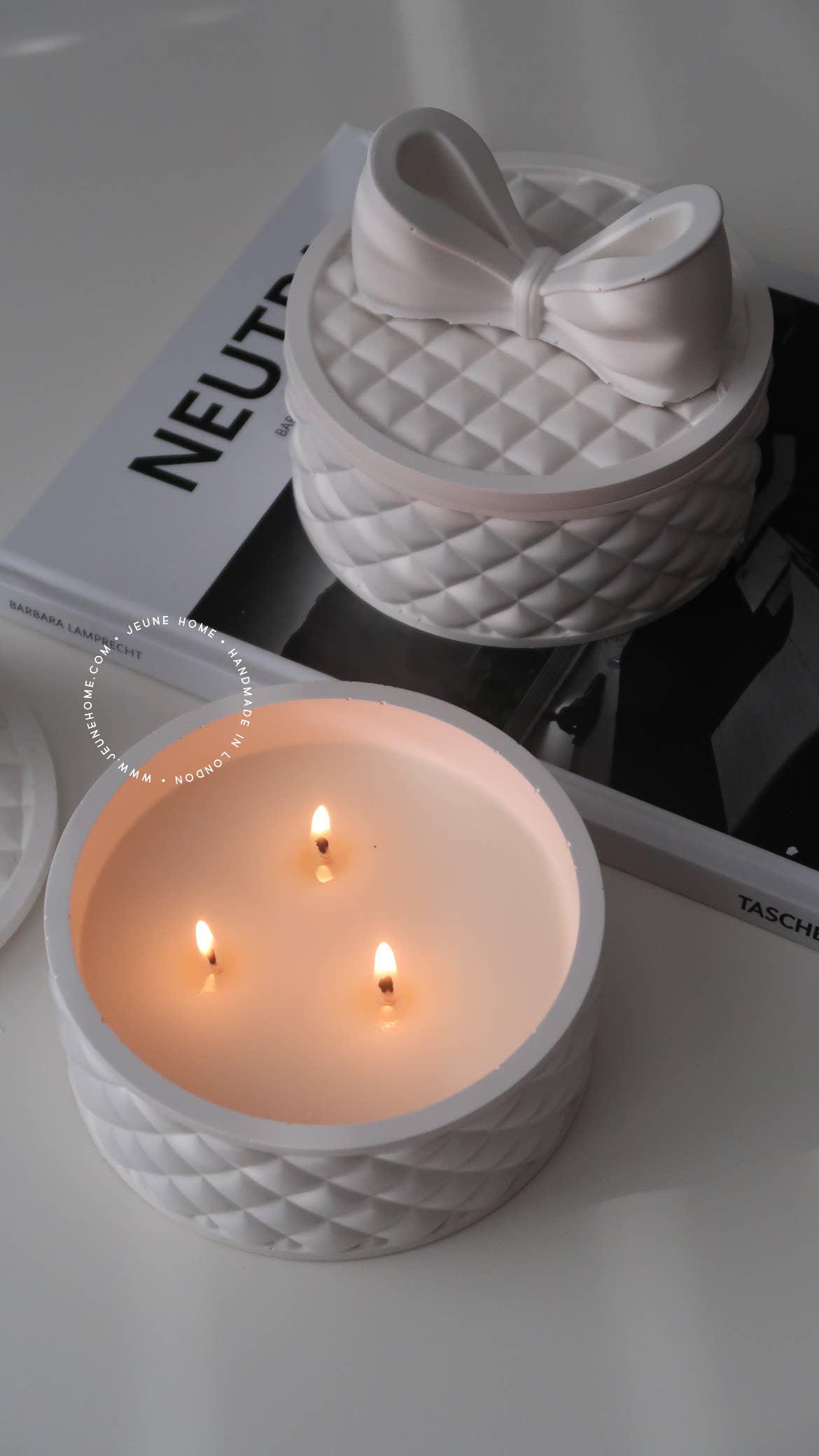 Quilted Bow Candle - Lemongrass & Ginger