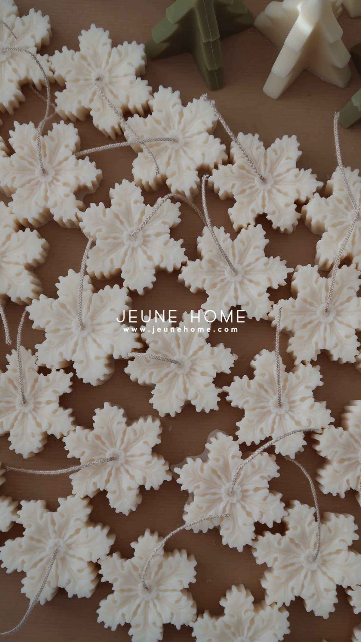 Mini Snowflake Candle - Christmas tree