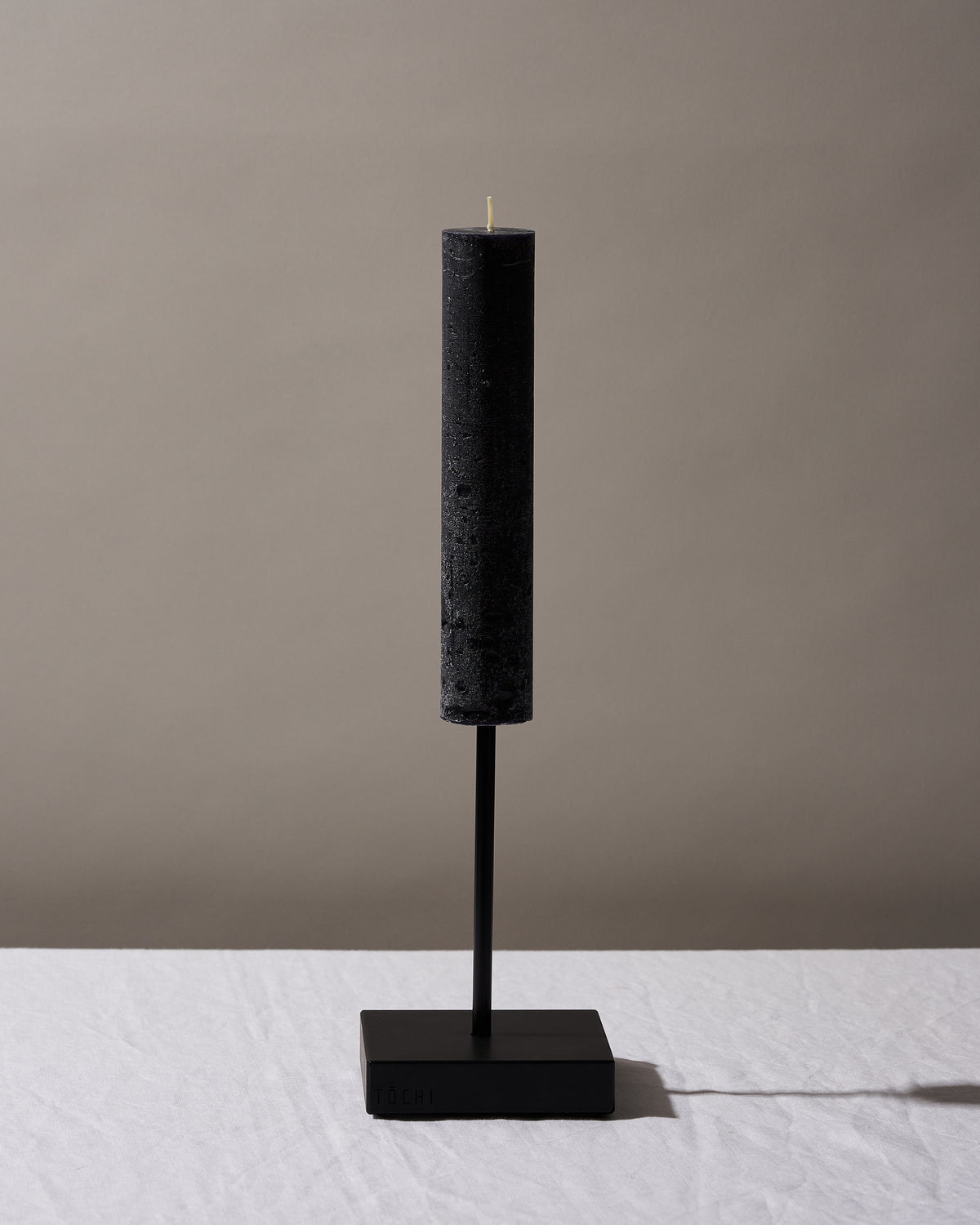 Tochi Black Candle
