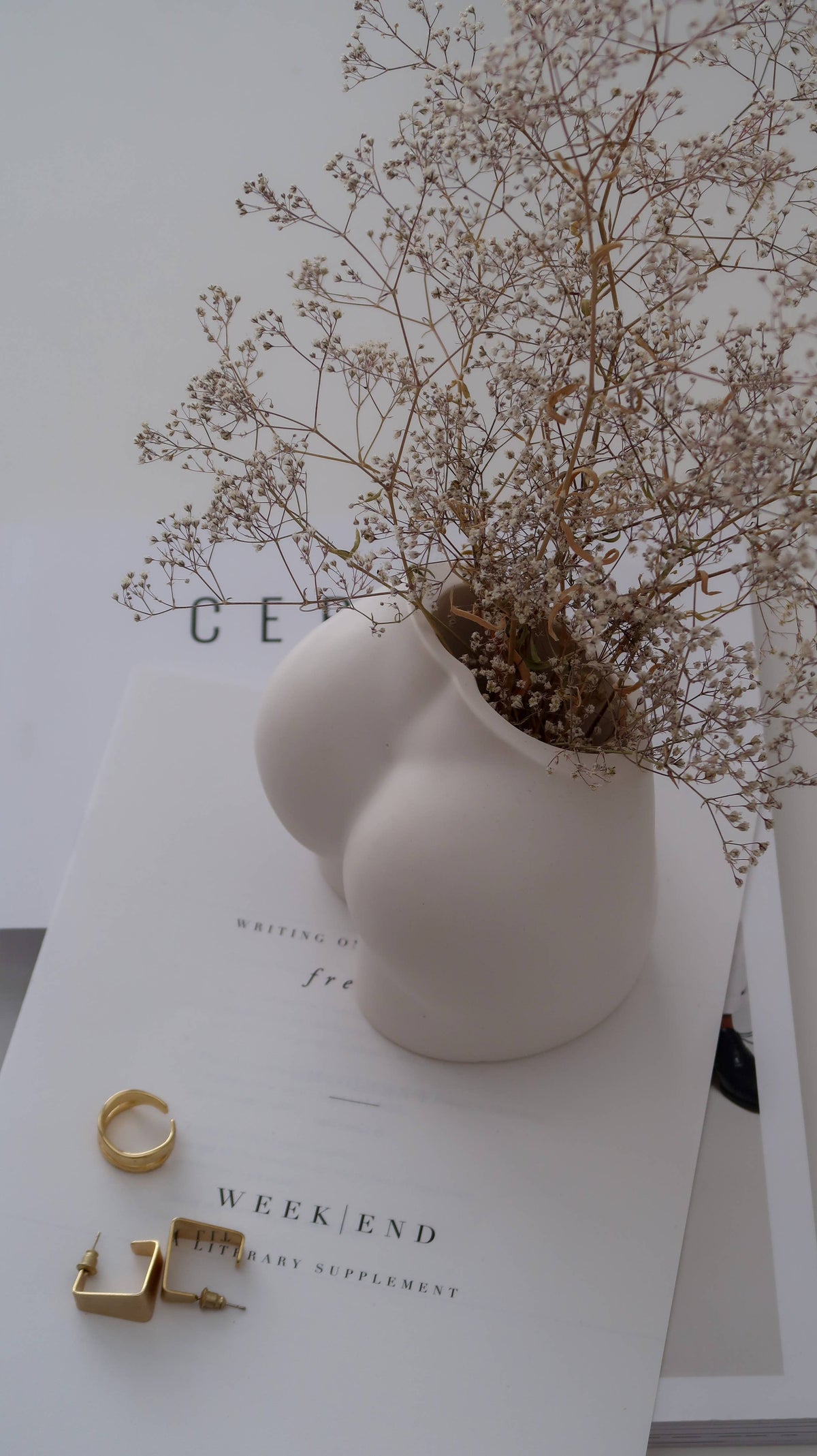 Bum Vase