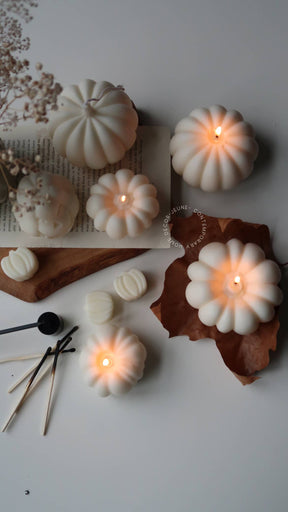 Autumn Spice Small Pumpkin Candle - Off White