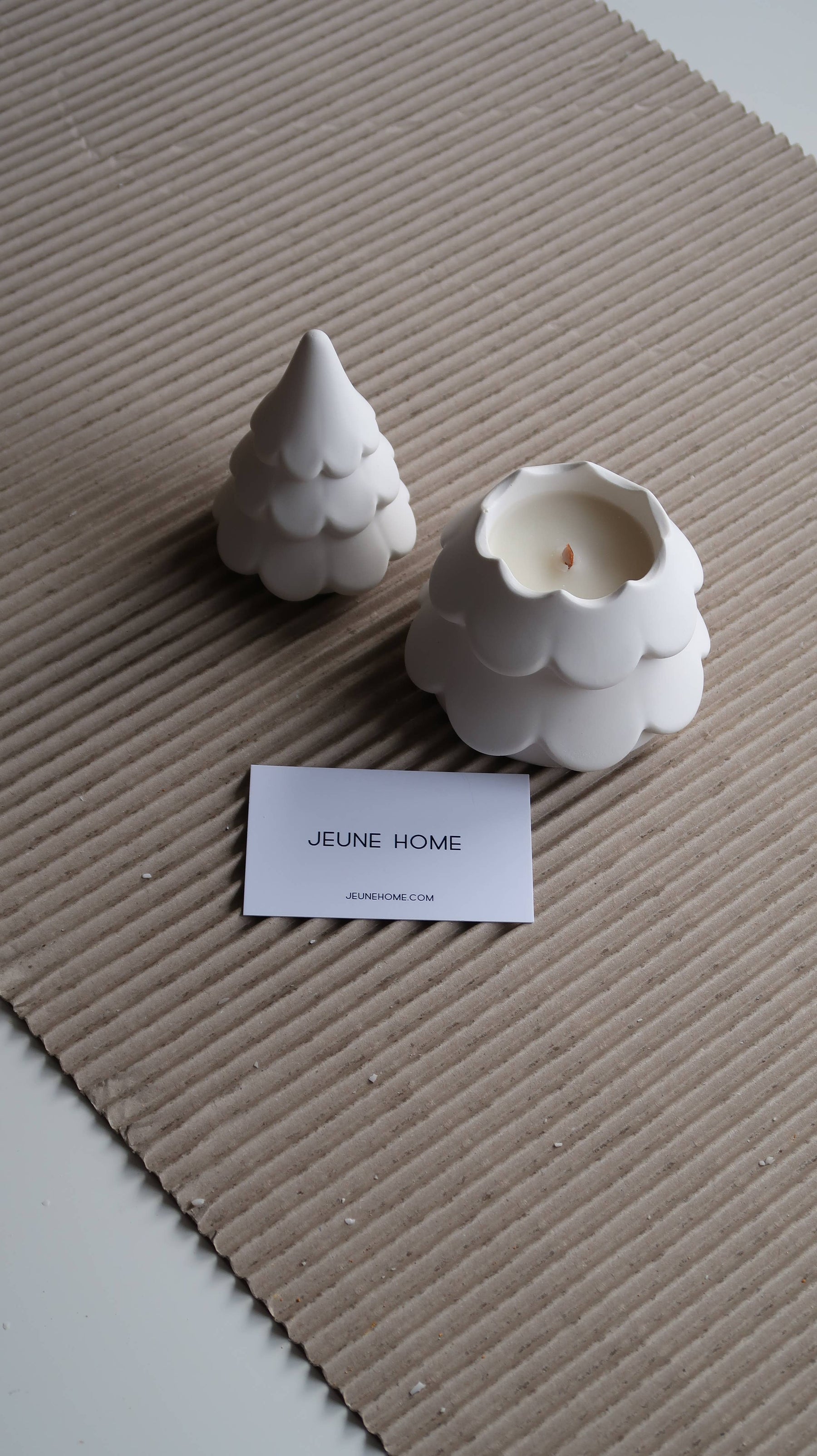 Christmas Tree Shaped Candle with Lid - Christmas Tree