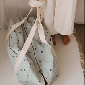RAPHAEL DIAPER BAG - WEEKEND BAG BLUE SPRAY: BLUE SPRAY / HEART