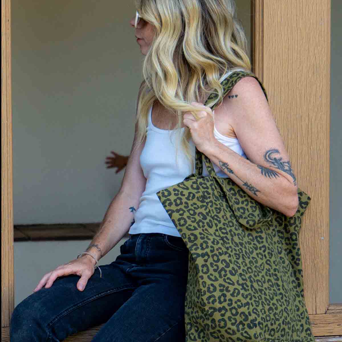 ELISABETH TOTE BAG GRAOU OLIVE: OLIVE / Graou