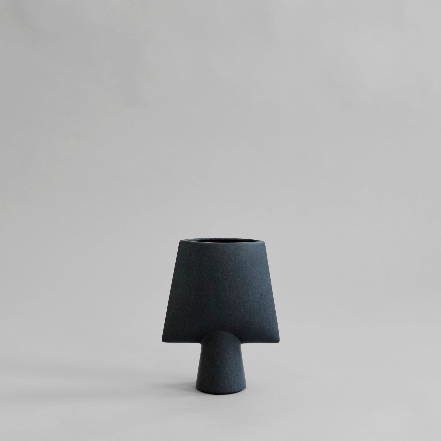 101 Copenhagen Sphere Vase Square Mini Black