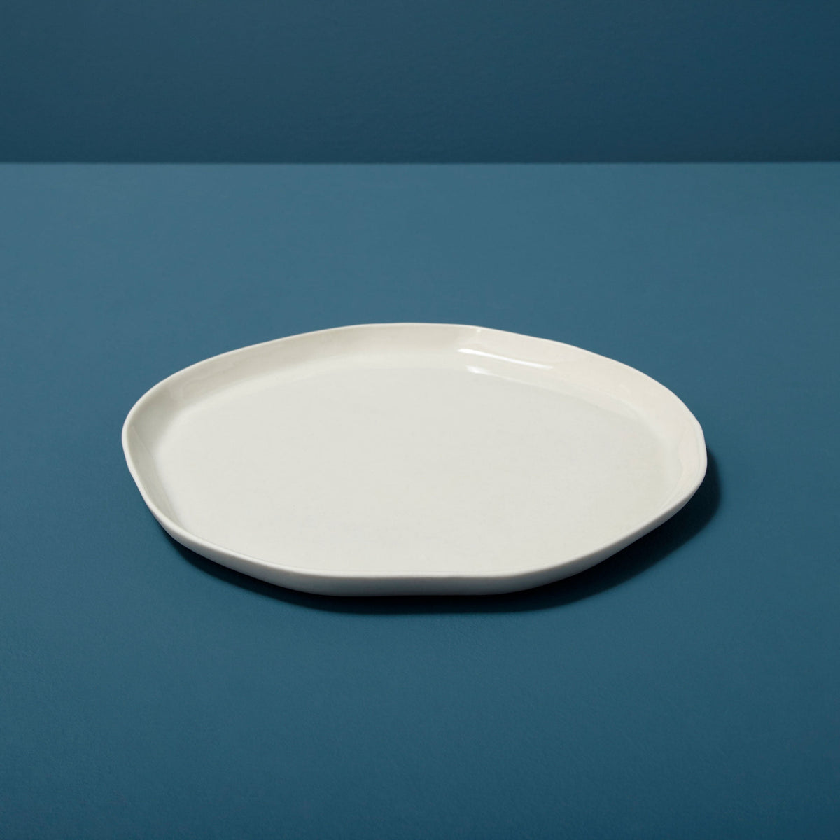 Be Home 64-704 Stoneware Flat Plate White Medium IMG_0231