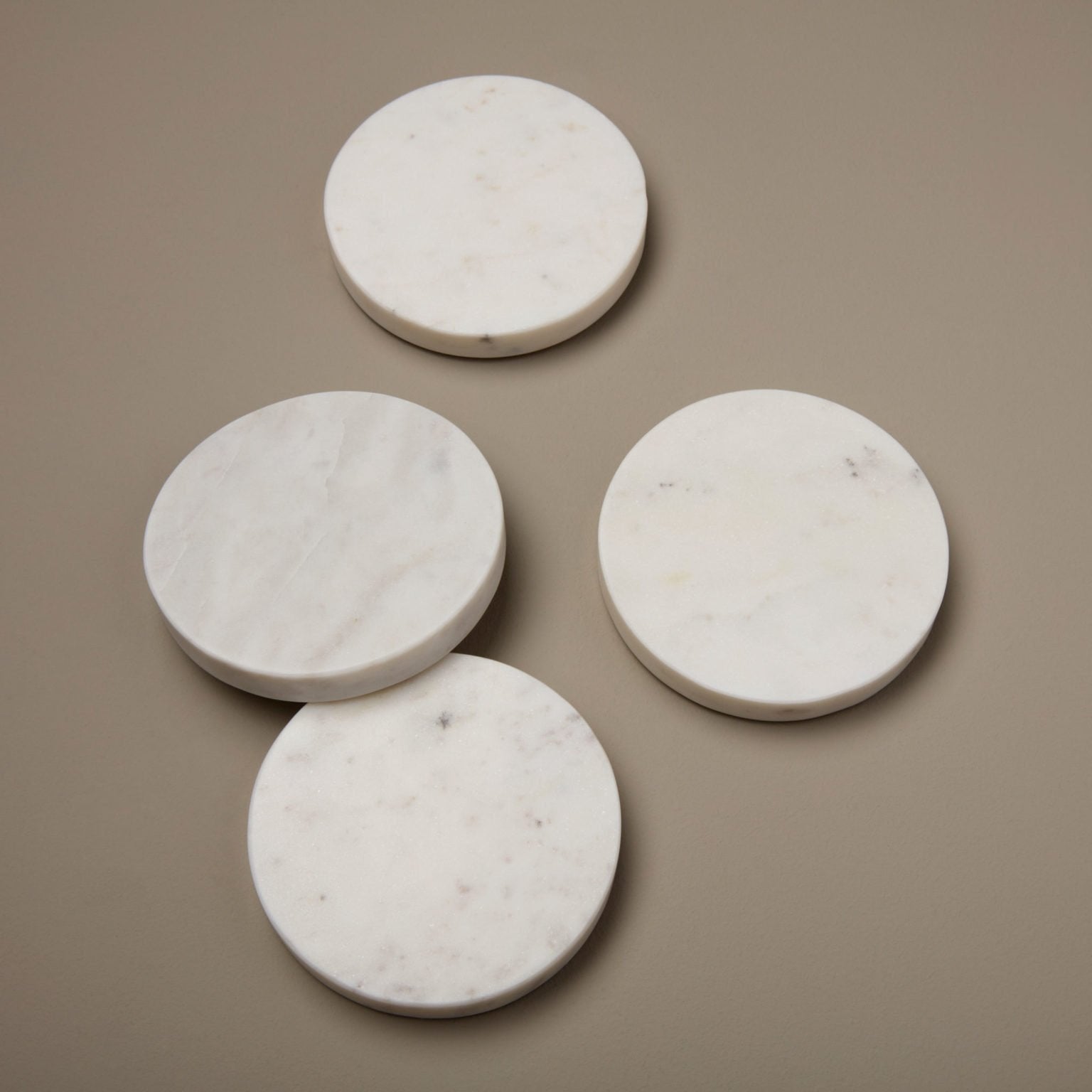 Be-Home_White-Marble-Round-Coasters-Set-of-4_580-05-1536x1536