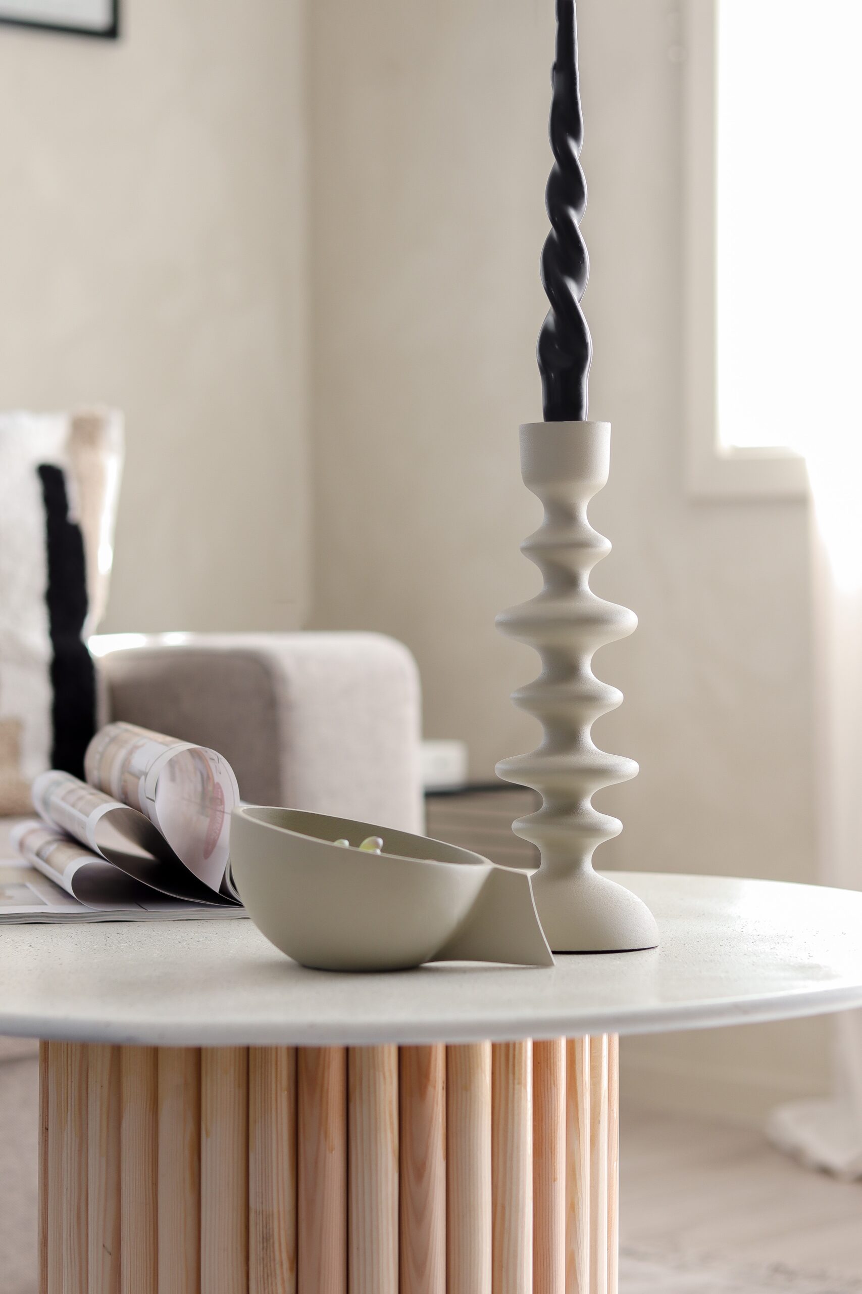 Coming Home Wave Candleholder Sand Group 21098