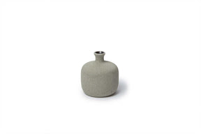 Lindform_Bottle Vase Small_DHLF-FN36_Sand Grey_05092022_1