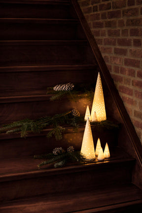 Rader_LED Mini Light Fir Tree Medium Group_ 89866_White_29102021