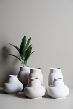 beige vases 1