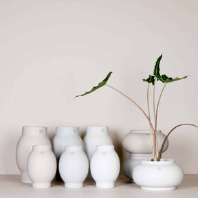 beige vases 2