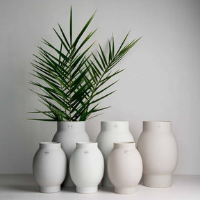 beige vases 3